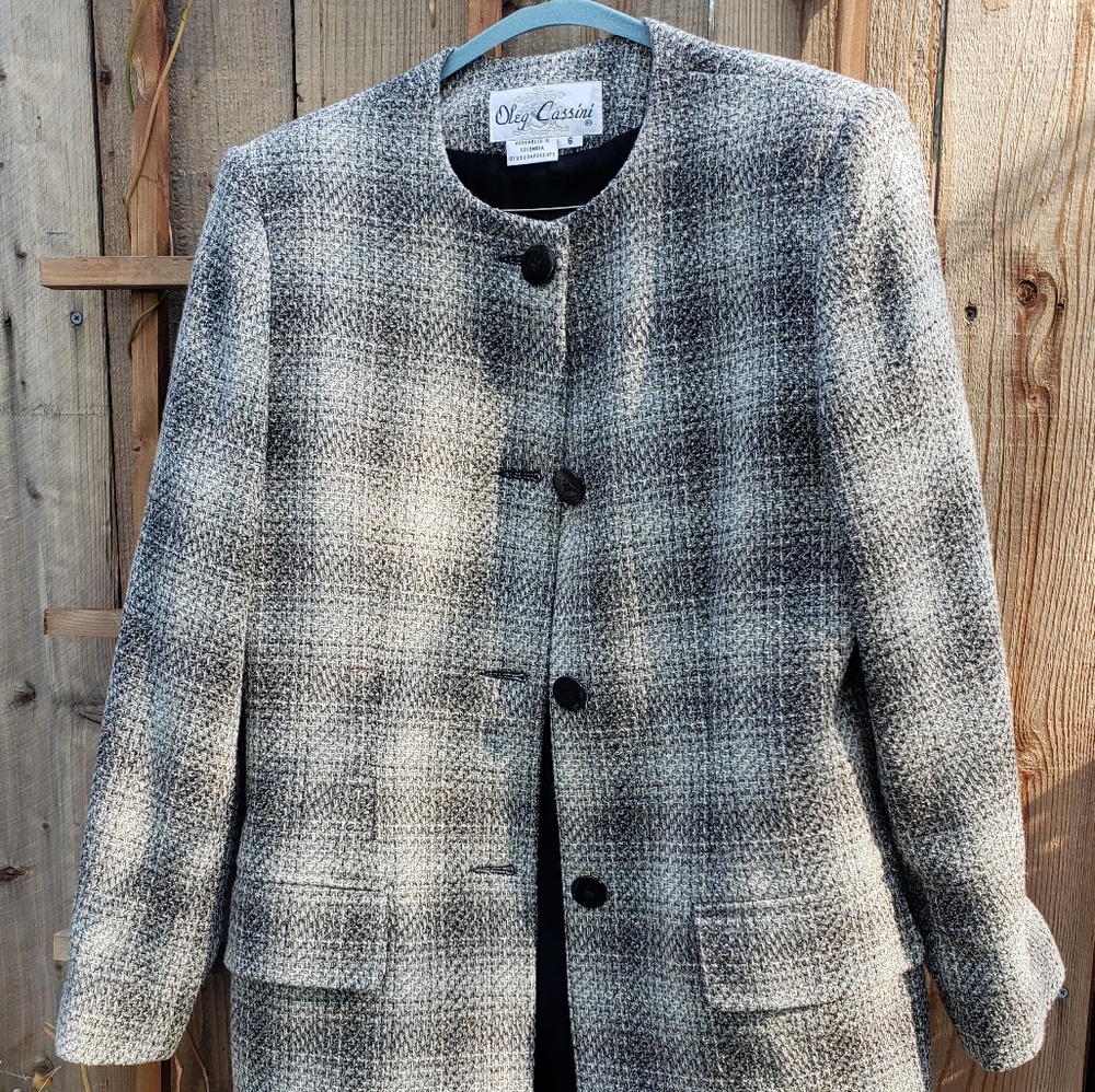 VINTAGE Oleg Cassini Gray Jacket Size 6